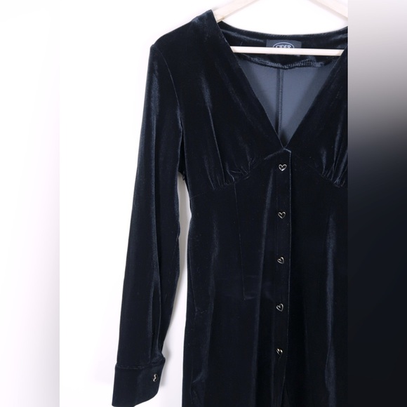 Velvet Button Up Dress with Heart Buttons - Picture 2 of 4